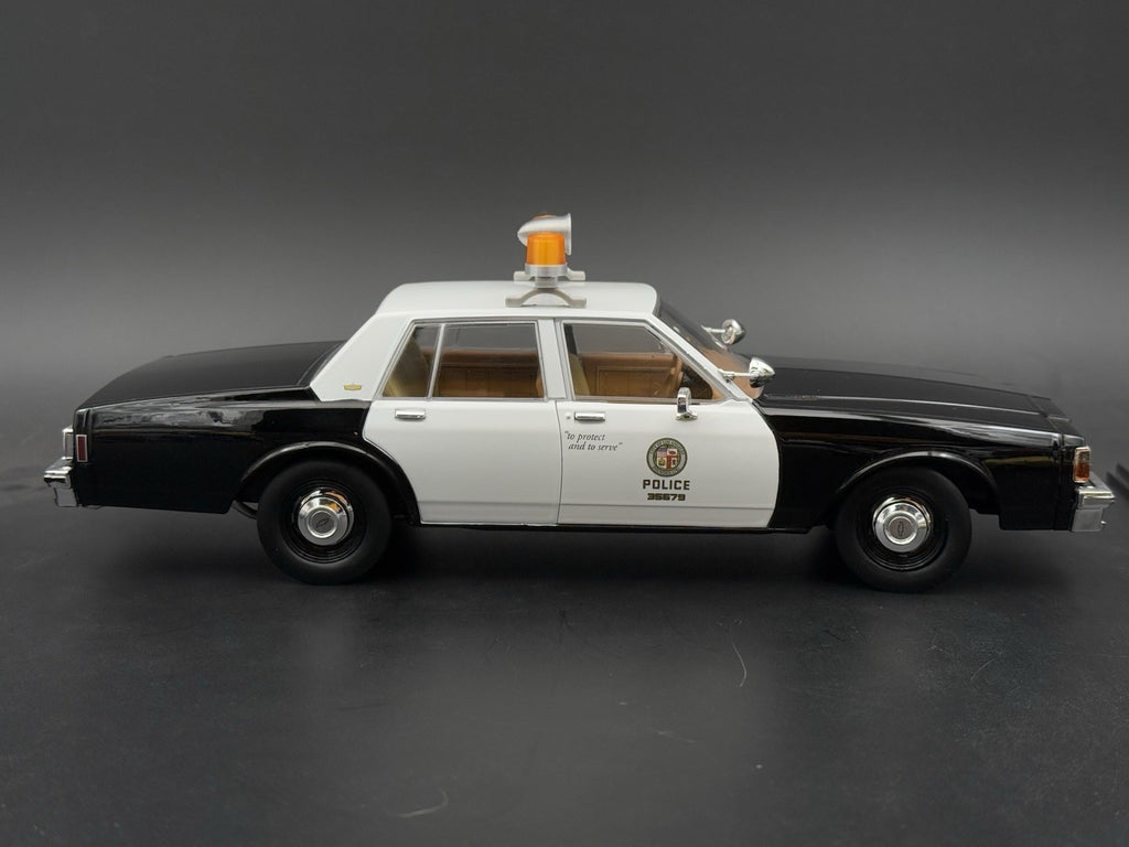 1/24 25 Scale Model Amber Twin Beacon Ray Speaker Police Lightbar Visibar 2461A7