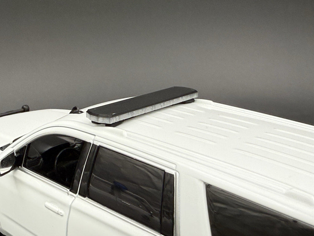 1/24 25 27 LED Compatible Tahoe Width XL Code 3 2700 Black Lightbar Police7