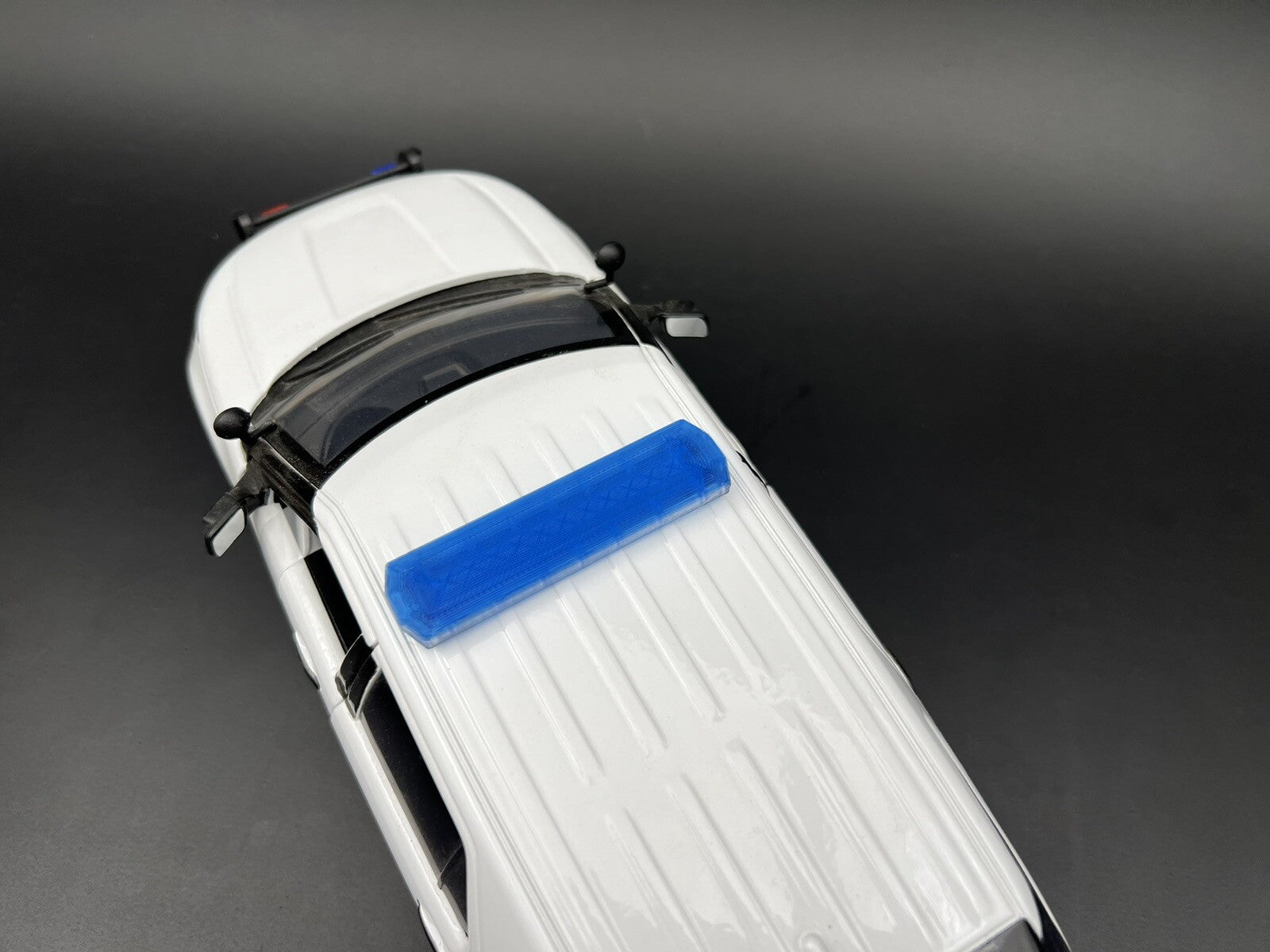 1/18 Scale Model PCB Compatible Code 3 2700 Blue Lightbar Police 1813PCBB12