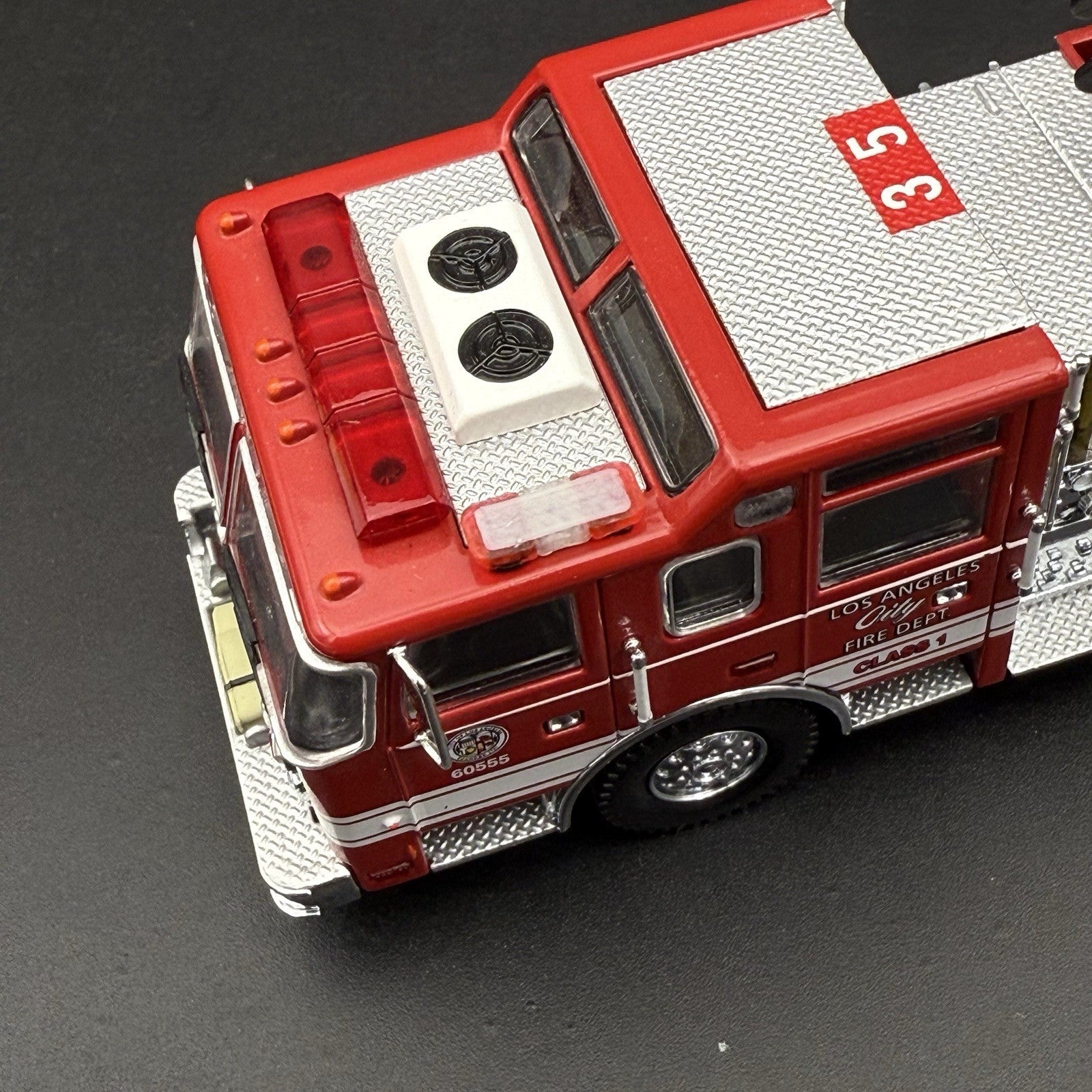 2 Pack 1/50 Mini Whelen Edge Red Clear Lightbar Gray Top Police Fire EMS 5012RCR4
