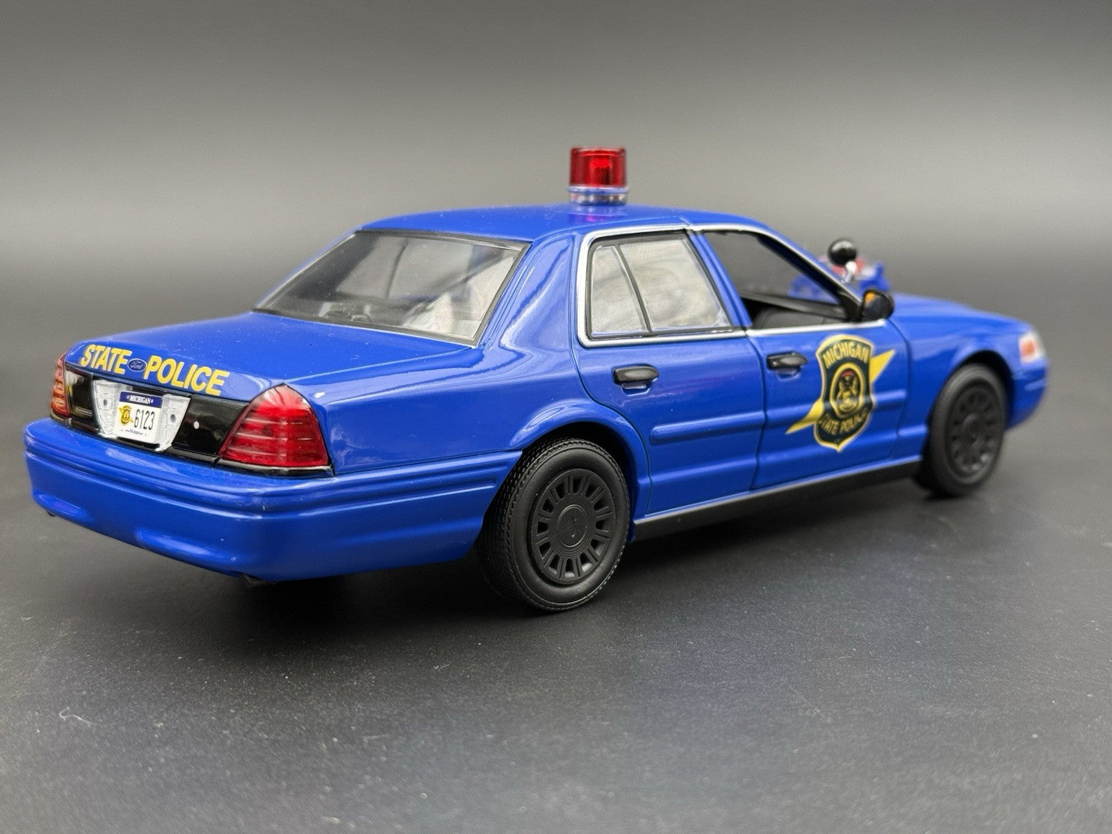 1/24 25 Scale Wheel Greenlight Motormax Crown Victoria 2005 Police Hubcap 24752