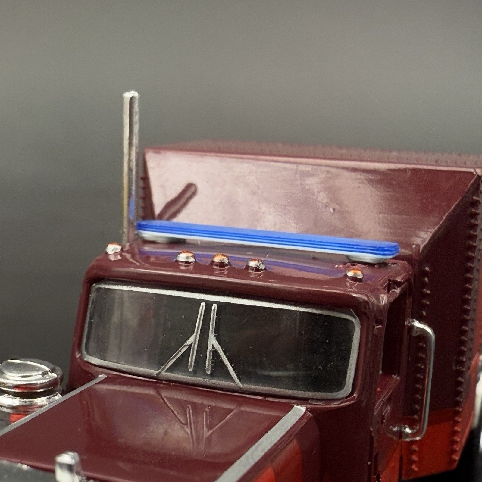 4 Pack 1/87 HO Scale Blue LED Style Long Whelen Lightbar Police Fire 87064