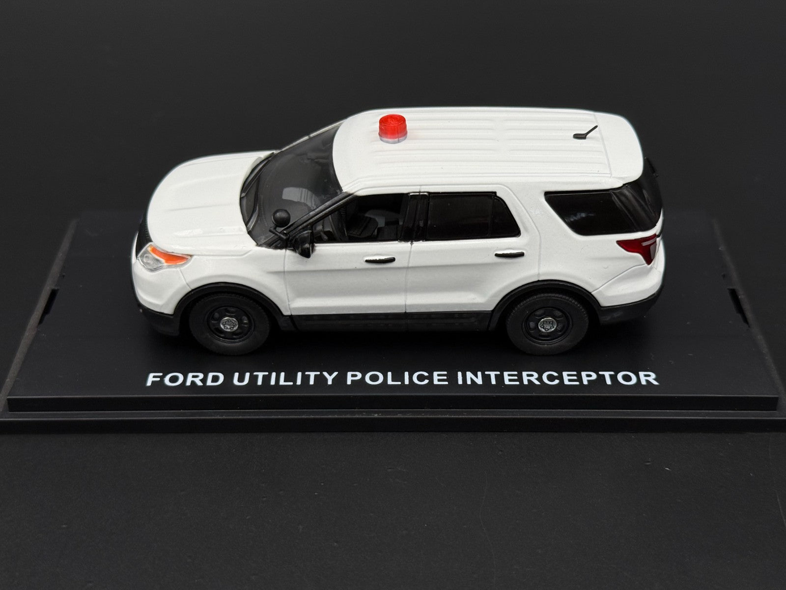 2-Pack 1/43 O Scale Model Michigan State Police nForce NXT Red Beacon 4351R5