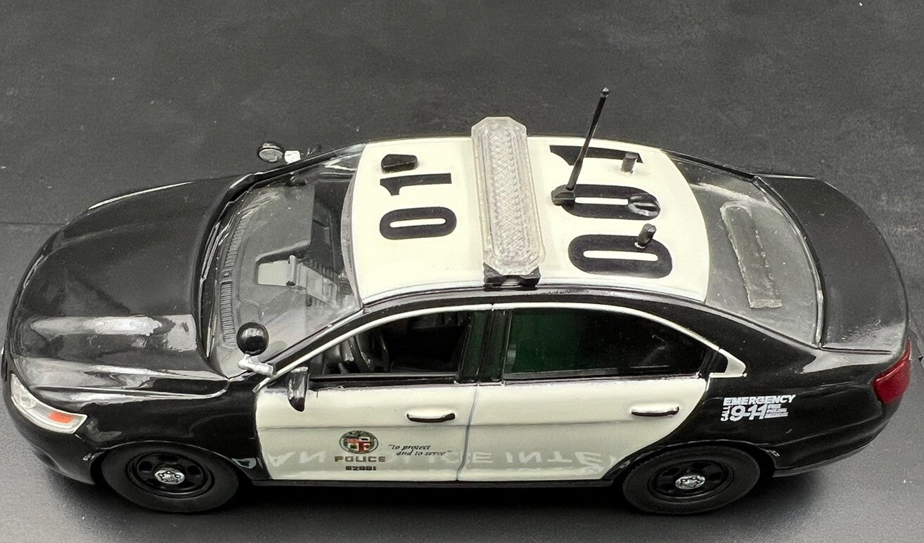 2 Pack 1/43 Sedan Length Code 3 X2100 Lightbar Greenlight Police Sheriff Fire1