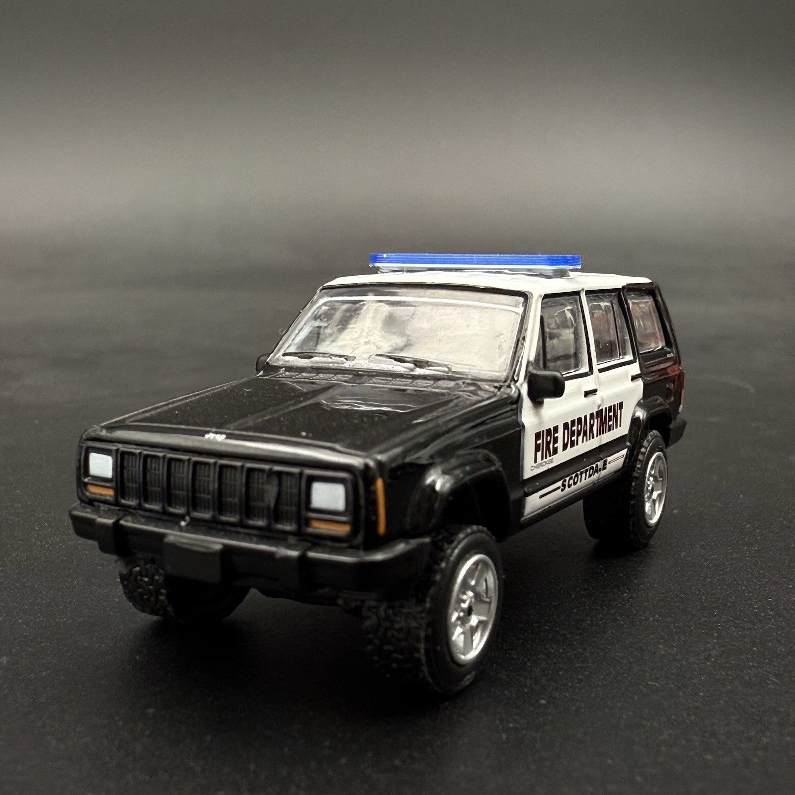2 Pack 1/64 Blue LED Code 3 X2100 Lightbar For Police Sheriff Fire Ambulance SUV4