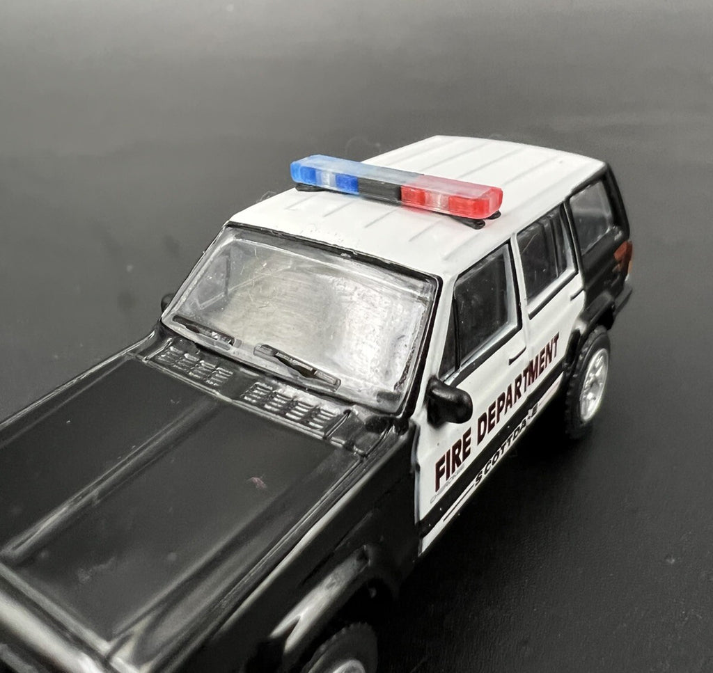2-Pack 1/64 Scale Model Whelen Edge Lightbar Blue Red Police SUV Car 6409BR16