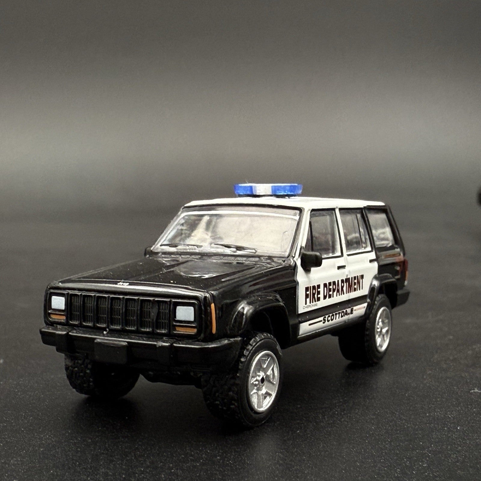 2 Pack 1/64 Mini Whelen Edge Blue Clear Blue Lightbar Honolulu Hawaii Police6