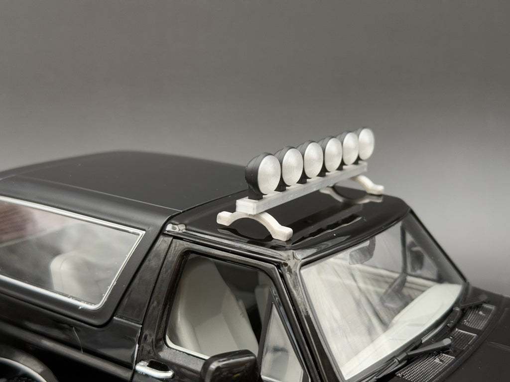 1/18 Scale LED-Compatible Off Road Lightbar Maisto Jeep Greenlight Bronco3