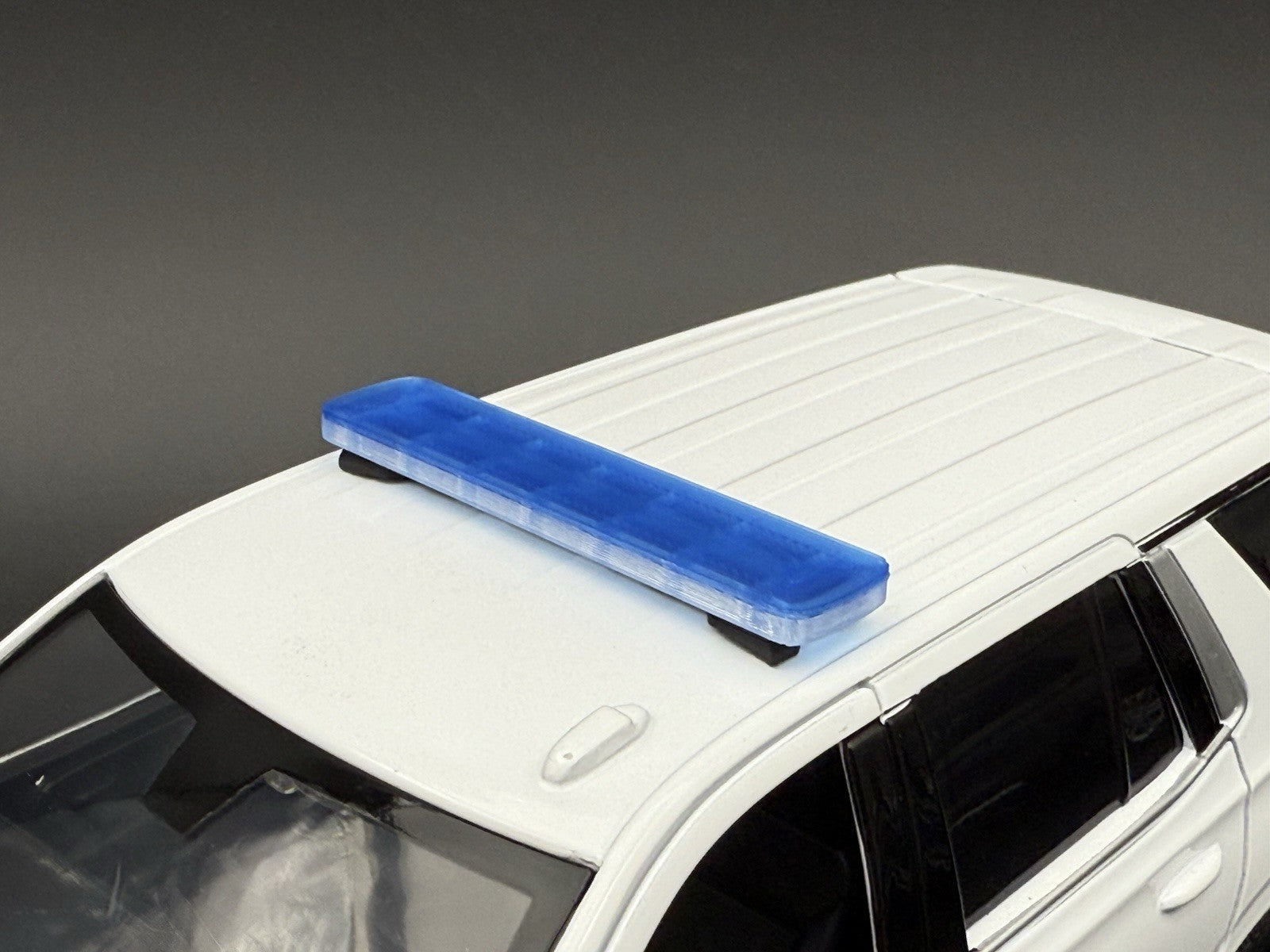 1/24 25 27 LED Compatible Tahoe Width XL Legend Lightbar Blue Clear Police 2430B9