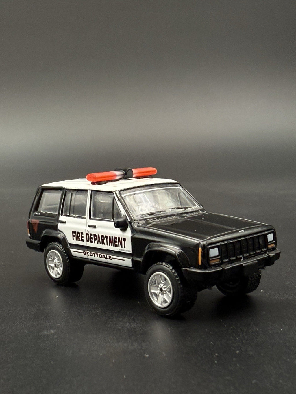 2-Pack 1/64 Scale Model Jetstream Jetsonic Red Lightbar Police Fire 6424R6
