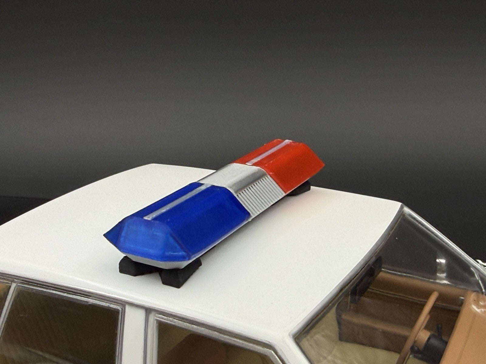 1/18 Scale Model Blue Red Amber Code 3 XL Lightbar Police California 1822ChromCA7