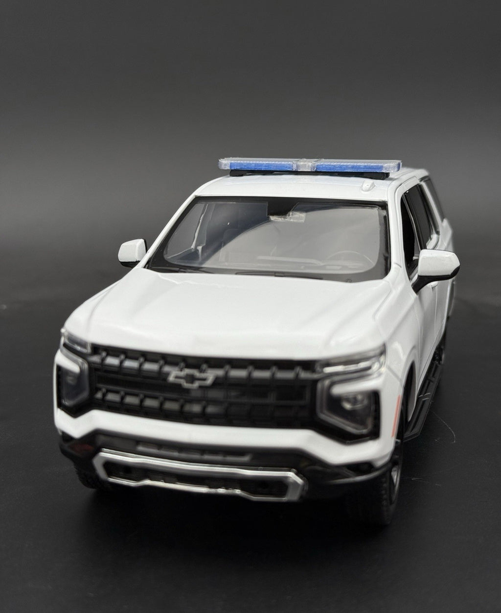 1/24 25 Scale Model Whelen Liberty II XL Blue Police Lightbar Tahoe SUV 2449XLB13