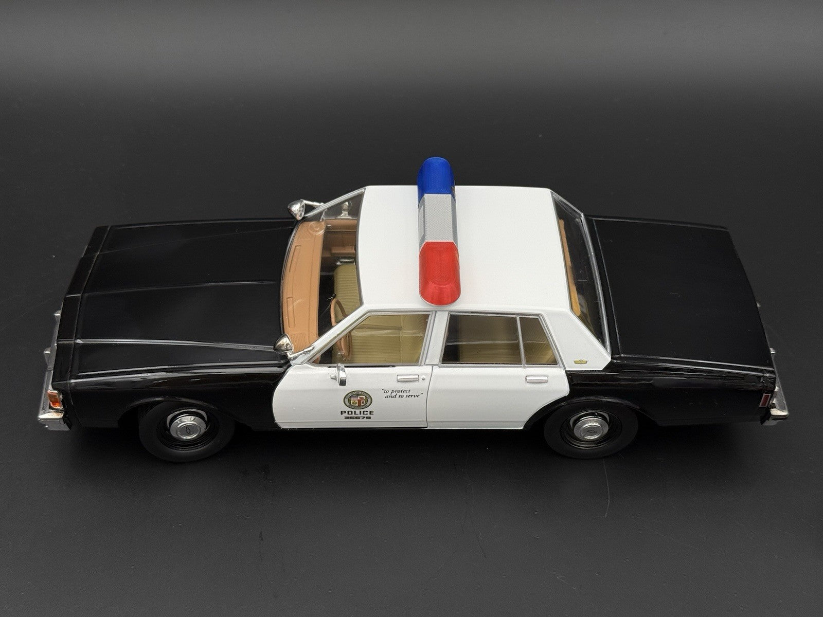 1/18 Scale Model Wide XL Blue Red Whelen 80H 90H 8000 Lightbar Police 1844XLBR5