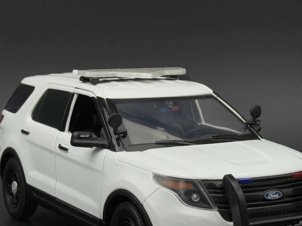 1/18 Scale PCB Compatible Valor SUV Width Lightbar Police Motormax 1809XLPCBC5