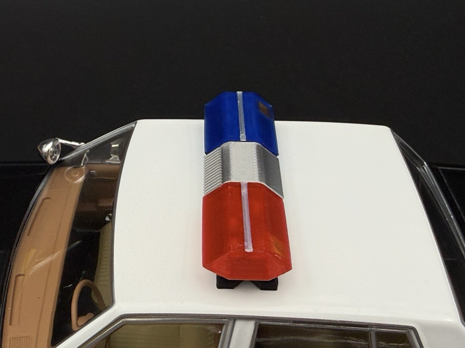 1/18 Scale Model Blue Red Amber Code 3 XL Lightbar Police California 1822ChromCA3