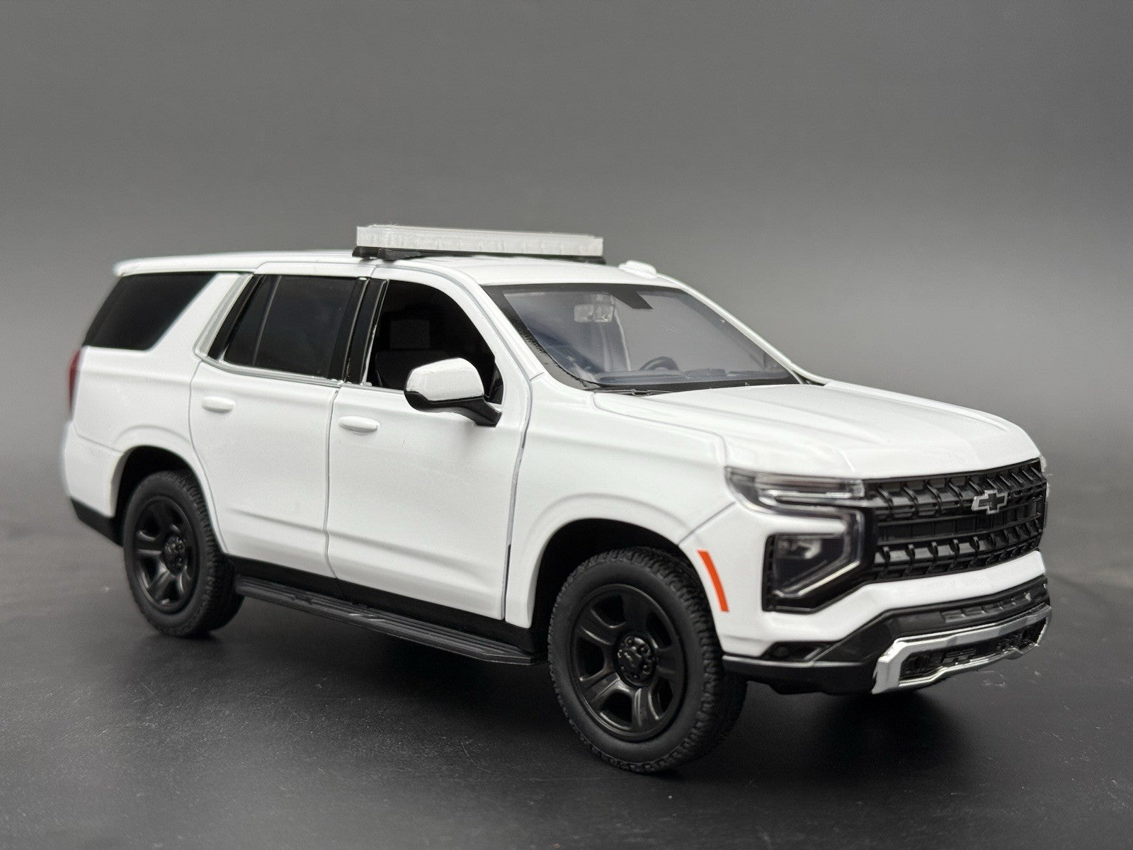1/24 LED Compatible Blue Whelen XL Edge Freedom Lightbar Police Tahoe 2408XLB9