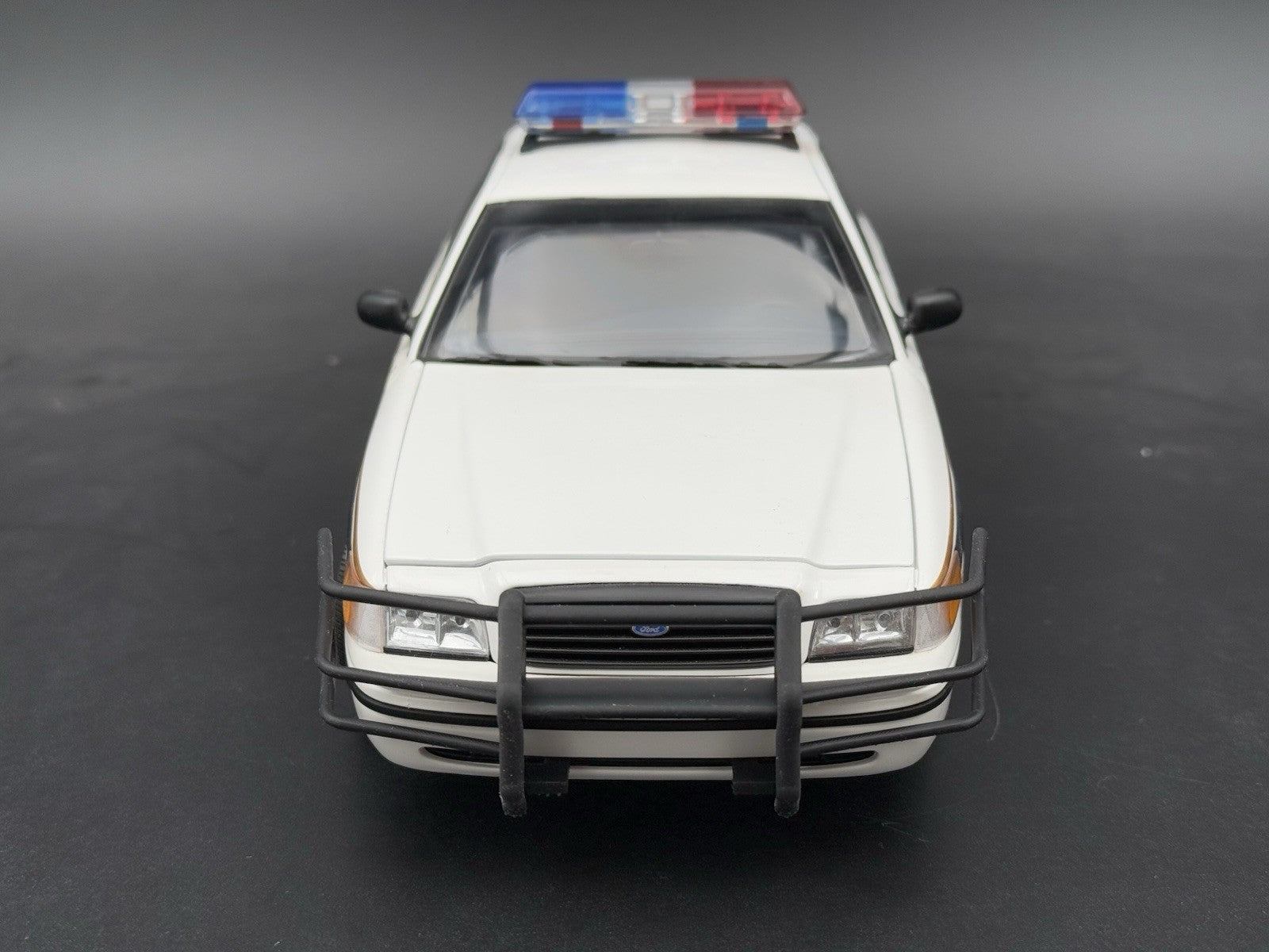 1/18 Scale Model Go Rhino Wrap Around Push Bumper Pushbar Crown Vic Police 18517
