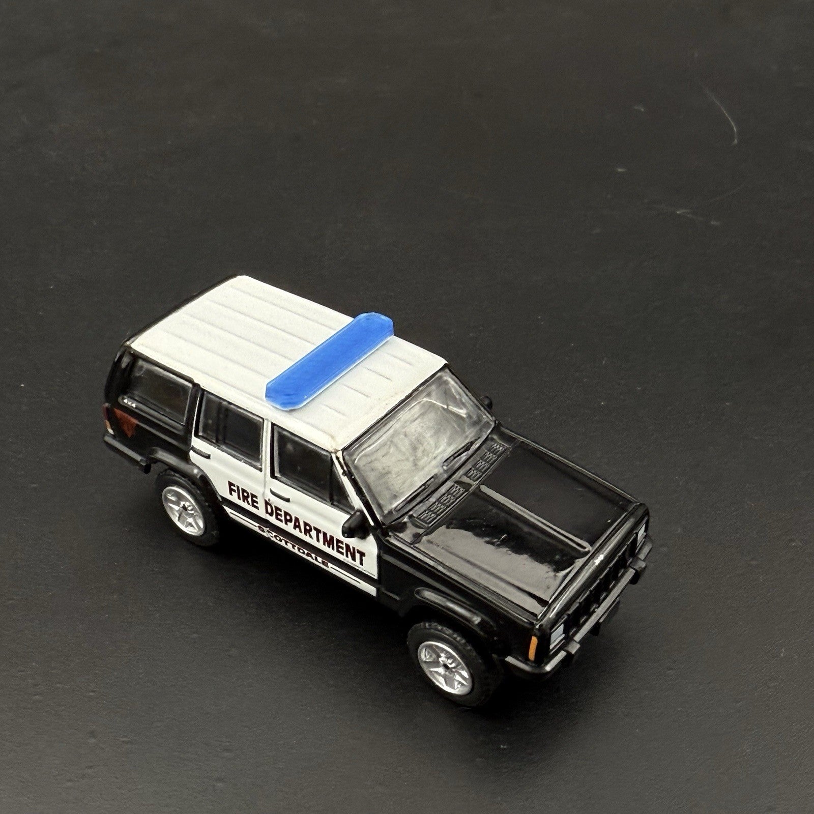 2 Pack 1/64 Blue LED Code 3 X2100 Lightbar For Police Sheriff Fire Ambulance SUV6
