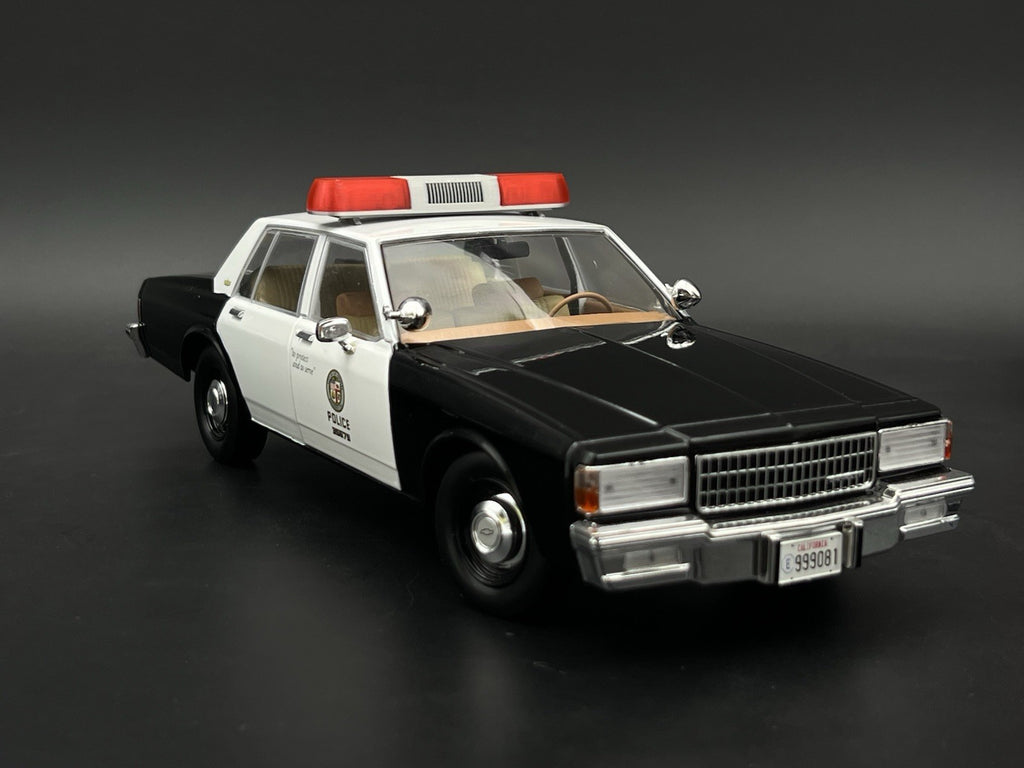 1/18 Extra Wide XL Red Whelen 80H 90H 8000 Lightbar Police Sheriff Fire12