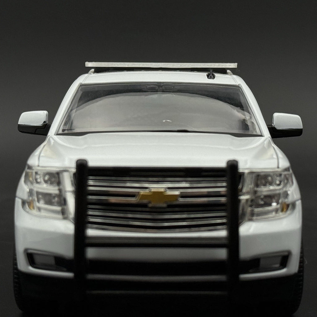 1/24 Scale Model Tahoe SUV Width Whelen Legacy Extra Low Profile Lightbar 2448XL4