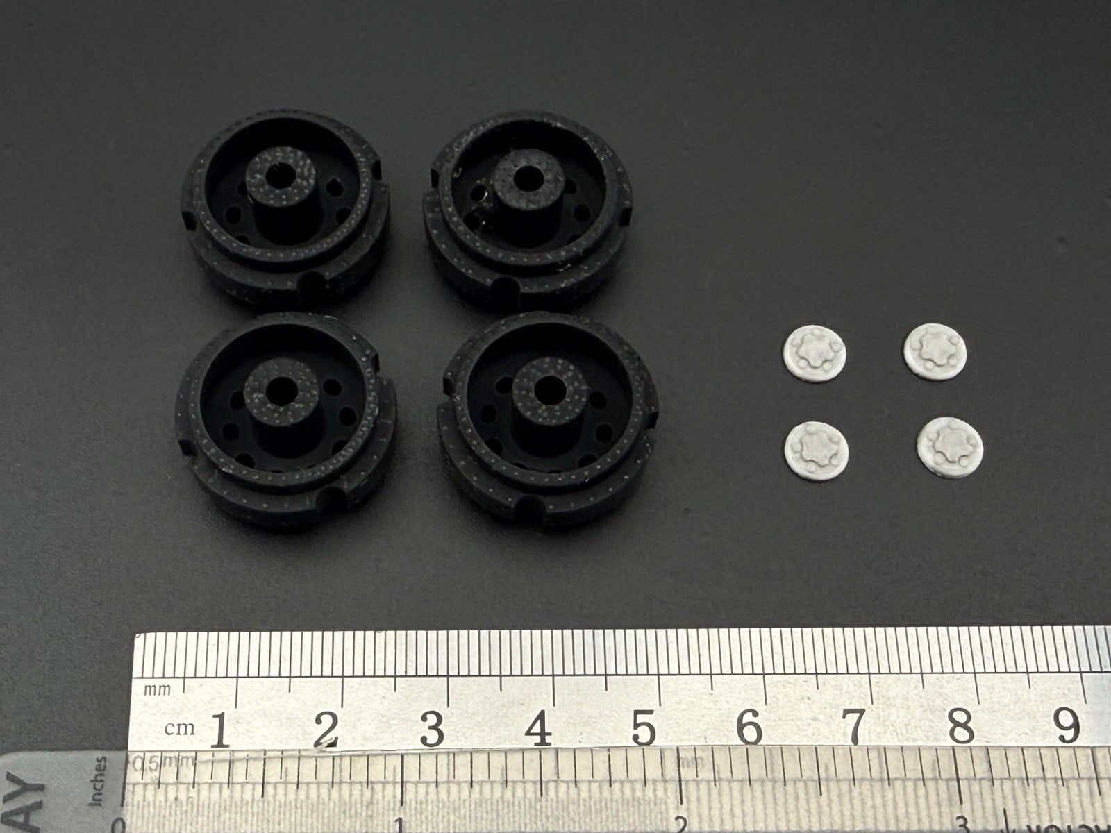 4 Pack 1/24 25 Scale 1993 Steel Wheel Motormax Caprice Police 2476Caprice931