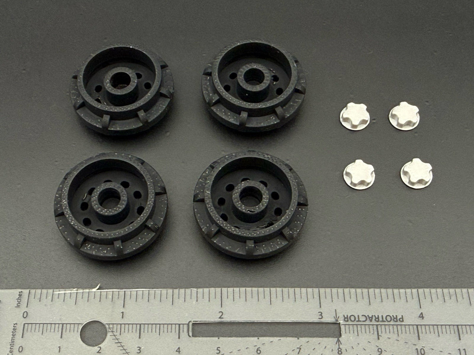 4 Pack 1/18 Scale Model 2006 Steel Wheel II Motormax Crown Victoria Police 18662