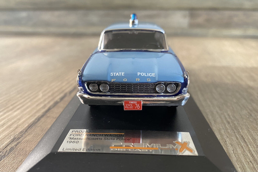 1/43 PREMIUM X 1960 FORD RANCH WAGON MASSACHUSETTS STATE POLICE TROOPER4