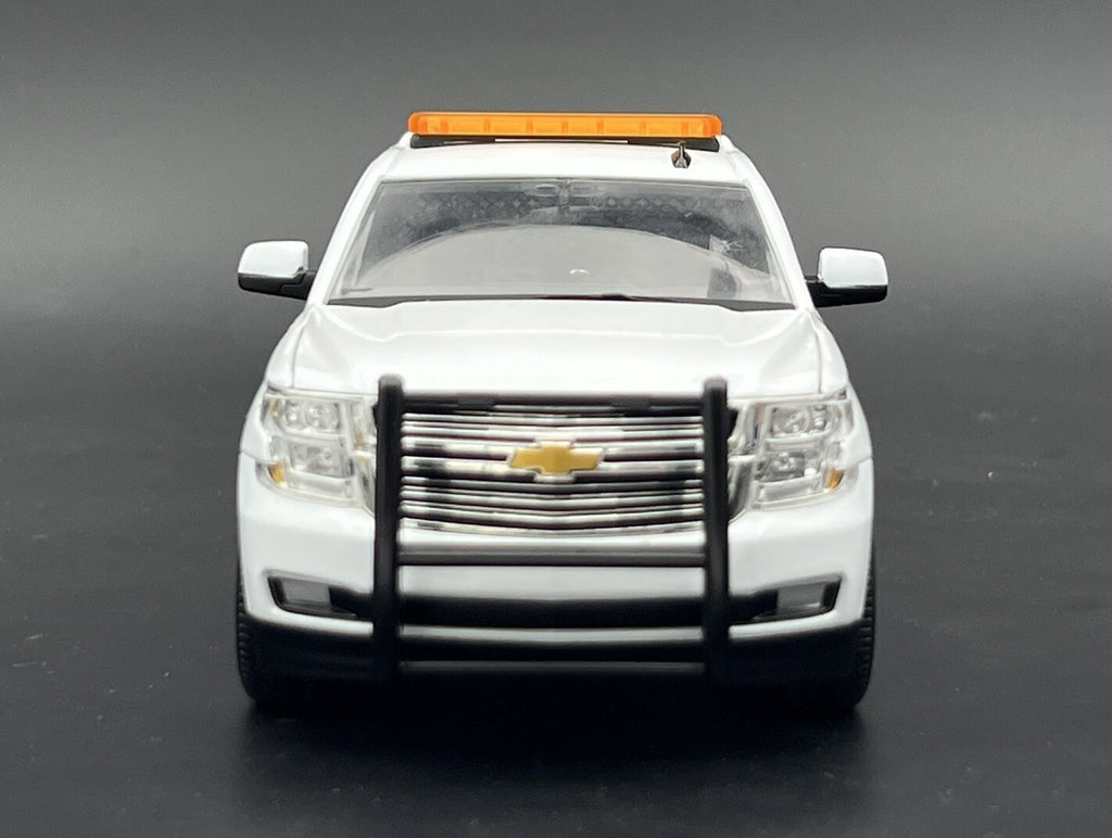 1/24 25 27 LED Ready Code 3 2700 Amber Lightbar Park Work Security Tow Truck7