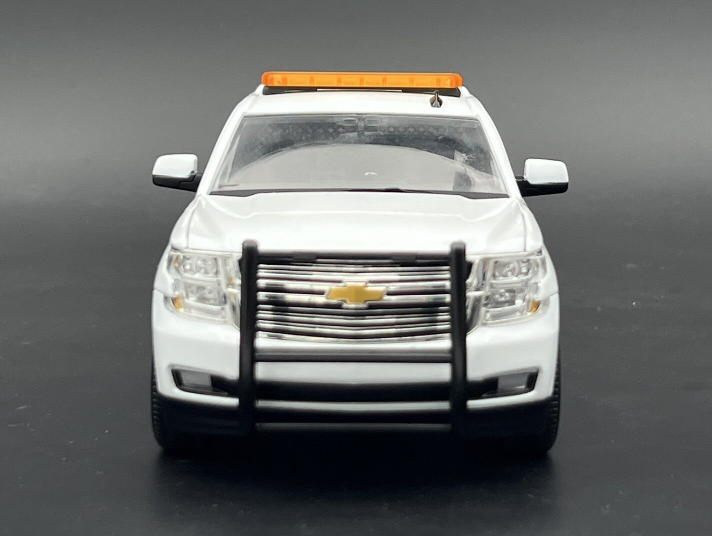 1/24 25 27 LED Ready Code 3 2700 Amber Lightbar Park Work Security Tow Truck7