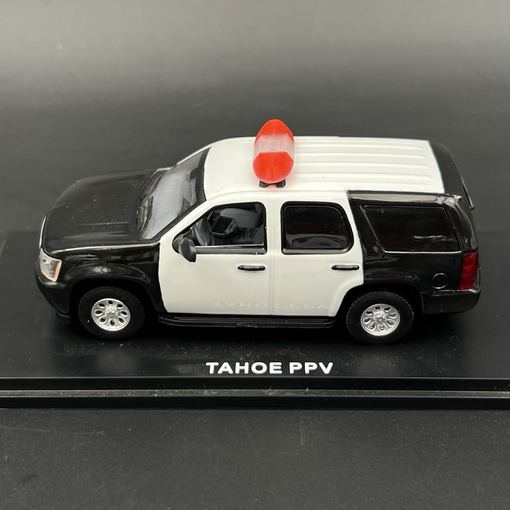 2 Pack 1/43 Red SUV + Sedan Vista Lightbar Greenlight Police Sheriff Fire16