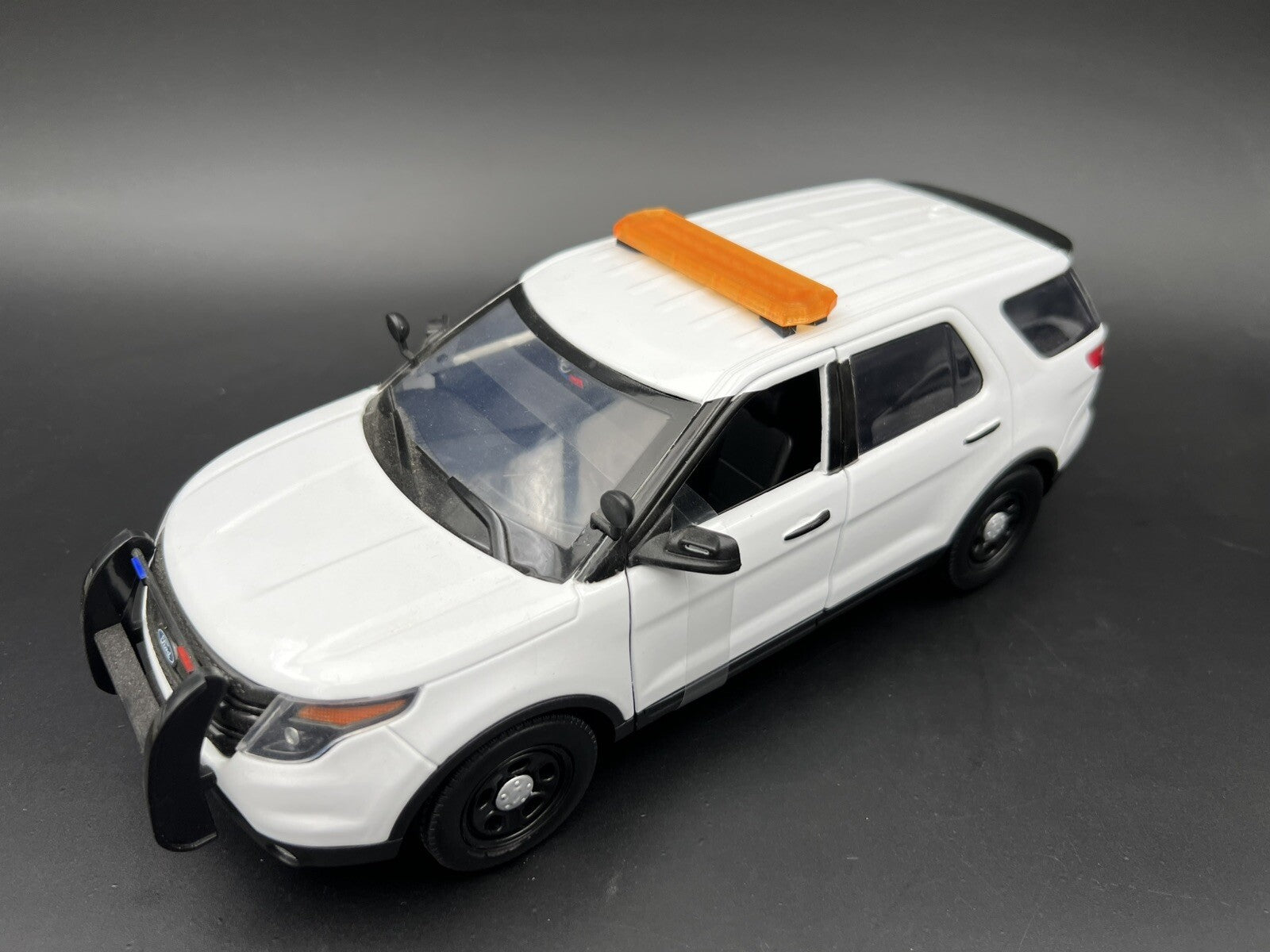 1/18 LED Ready Code 3 2700 Amber Lightbar Security Work Tow Truck Park Patrol6