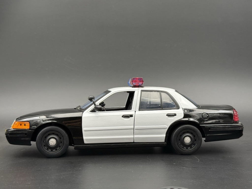 4 Pack 1/18 Scale Model 2005 Steel Wheel For Motormax Crown Victoria Police 18667