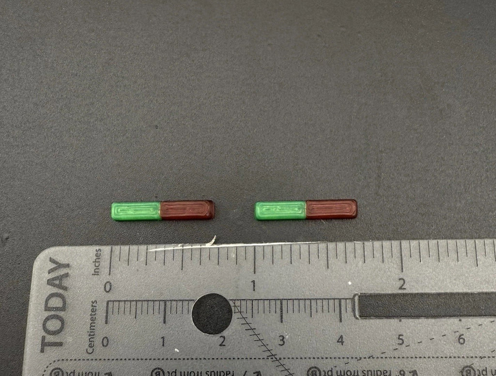 2 Pack 1/64 Green Red Lightbar Chicago Fire Ambulance SUV Truck Hansch DBS20003