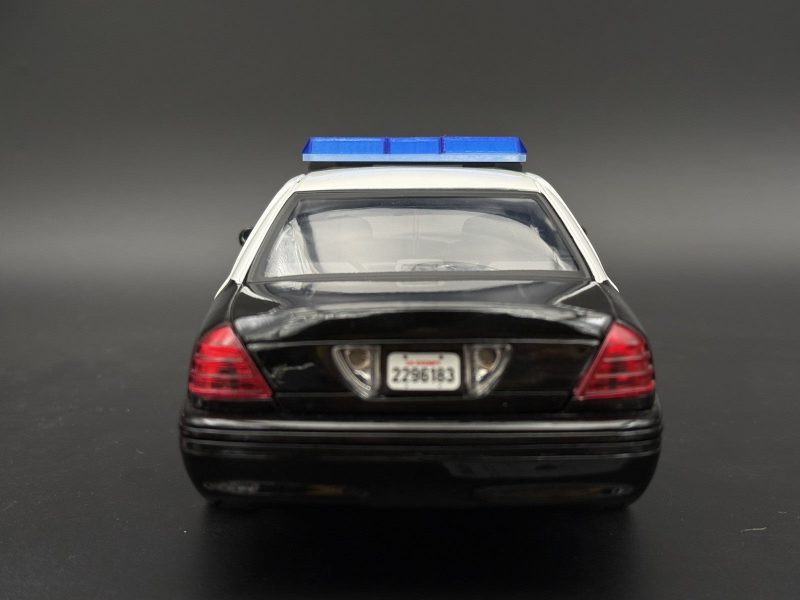 1/18 Scale Model Blue Code 3 Excalibur Lightbar Police 1862B8