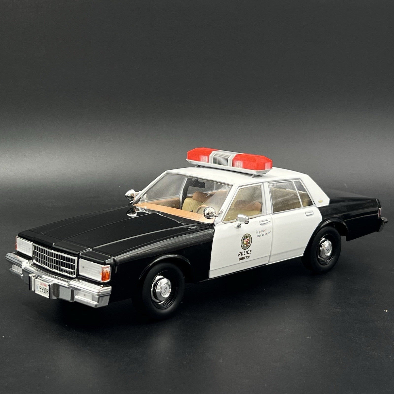 1/18 Red Smith Wesson 8780 8880 8980 Lightbar Police Sheriff Fire9