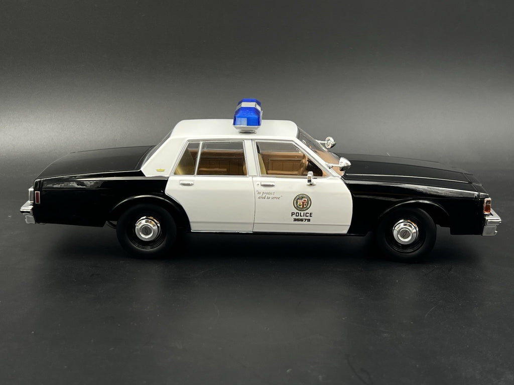 1/18 Blue Smith Wesson 8780 8880 8980 Lightbar Police Sheriff Fire10