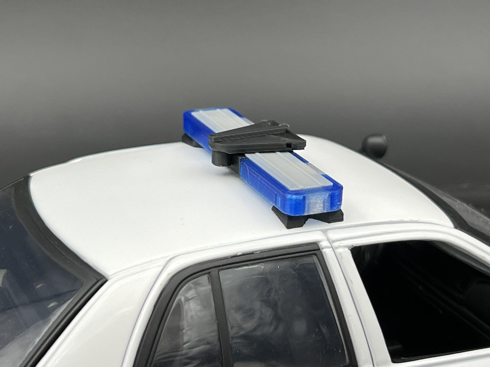 1/18 LED Ready Whelen Edge Lightbar Blue w/ Speaker Highway Patrol State Police4