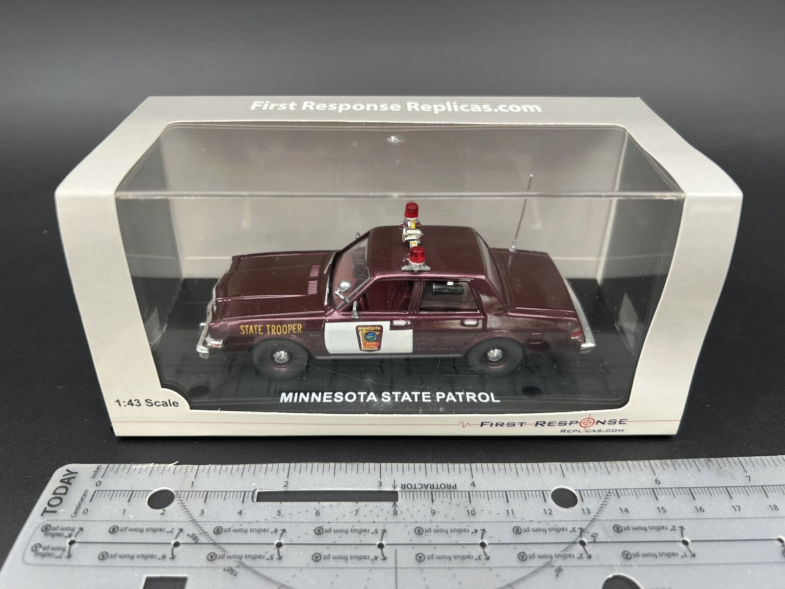1/43 Minnesota State Patrol Police Dodge Diplomat First Response Trooper O Scale0