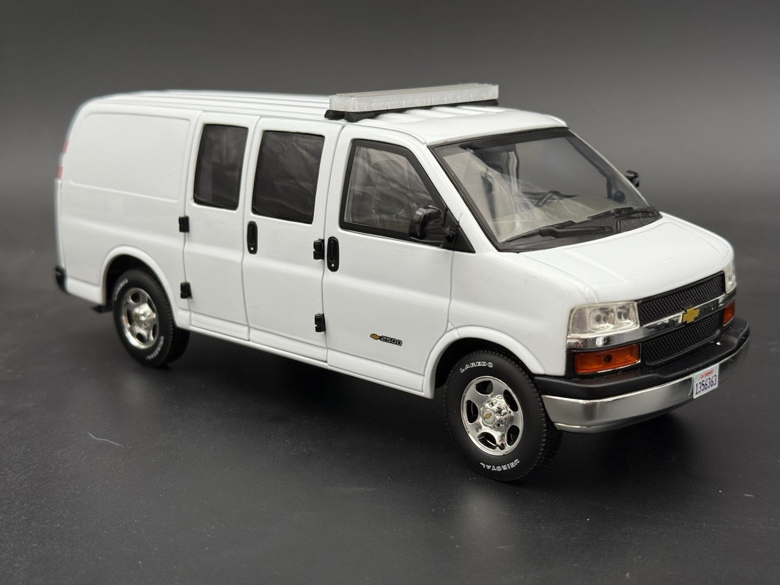 1/24 LED Compatible Clear Whelen XL Edge Freedom Lightbar Police Tahoe 2408XLC12