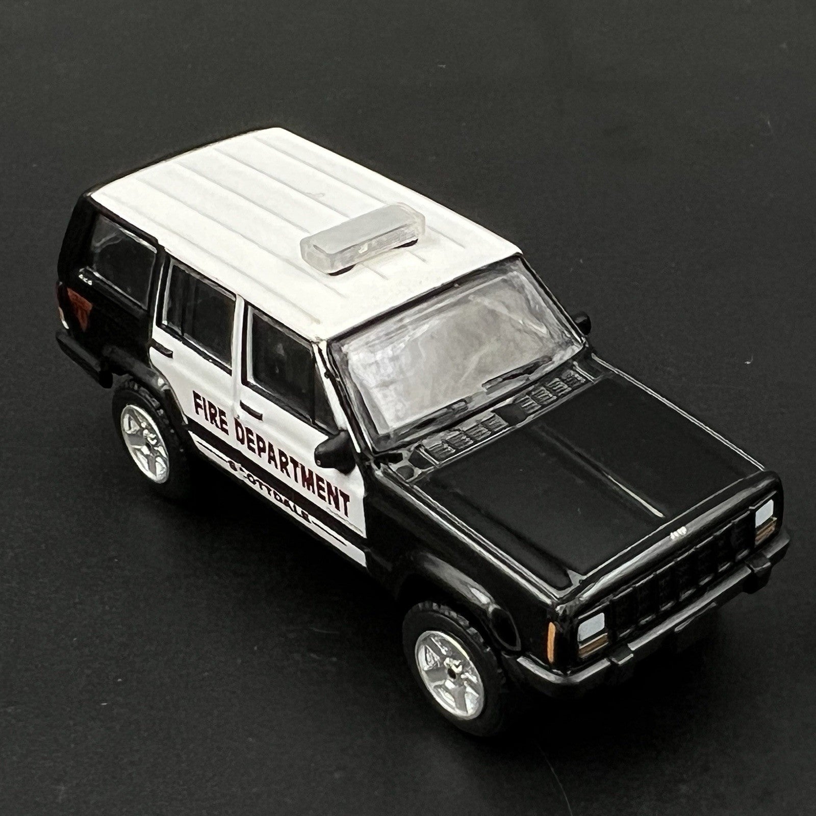 2 Pack 1/64 Mini Whelen Edge Lightbar Gray Top Cover Police Sheriff Fire12