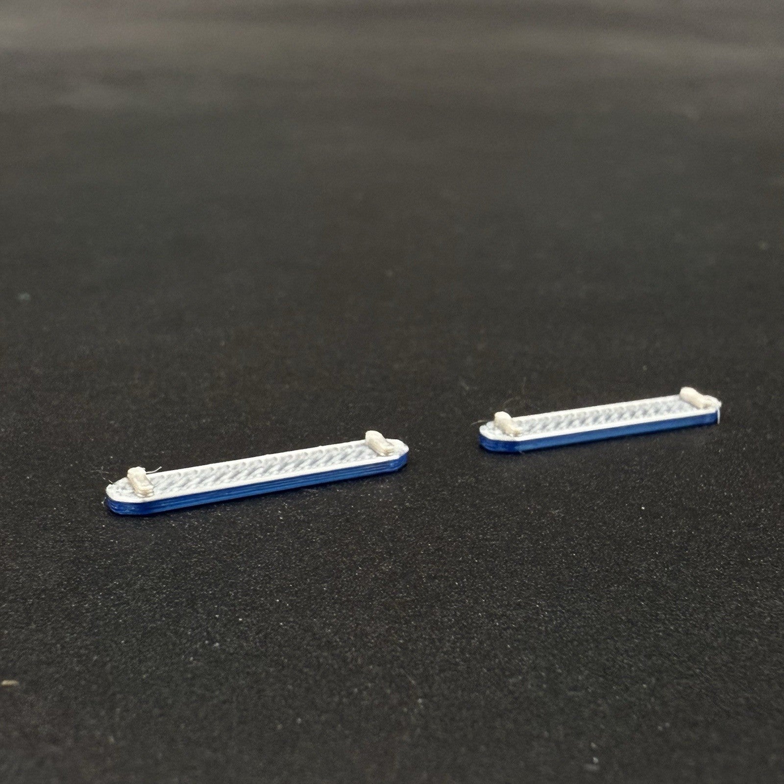 2 Pack 1/64 Blue LED Style Narrow Lightbar Greenlight Fire Police Ambulance SUV2