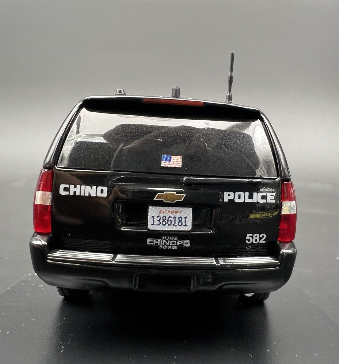 1/43 Chino Police San Bernardino County Chevrolet Tahoe California Los Angeles7