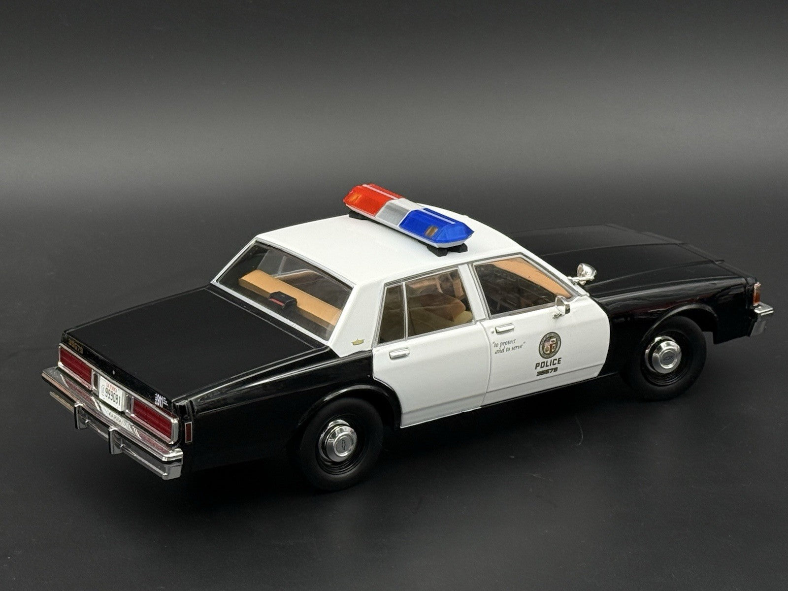 1/18 Scale Model Blue Red Amber Code 3 XL Lightbar Police California 1822ChromCA13