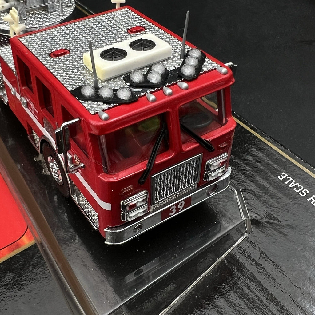 3 Pack 1/64 Clear Split Vision SLR Lightbar Fire Truck Ladder Code 3 Kitbash7