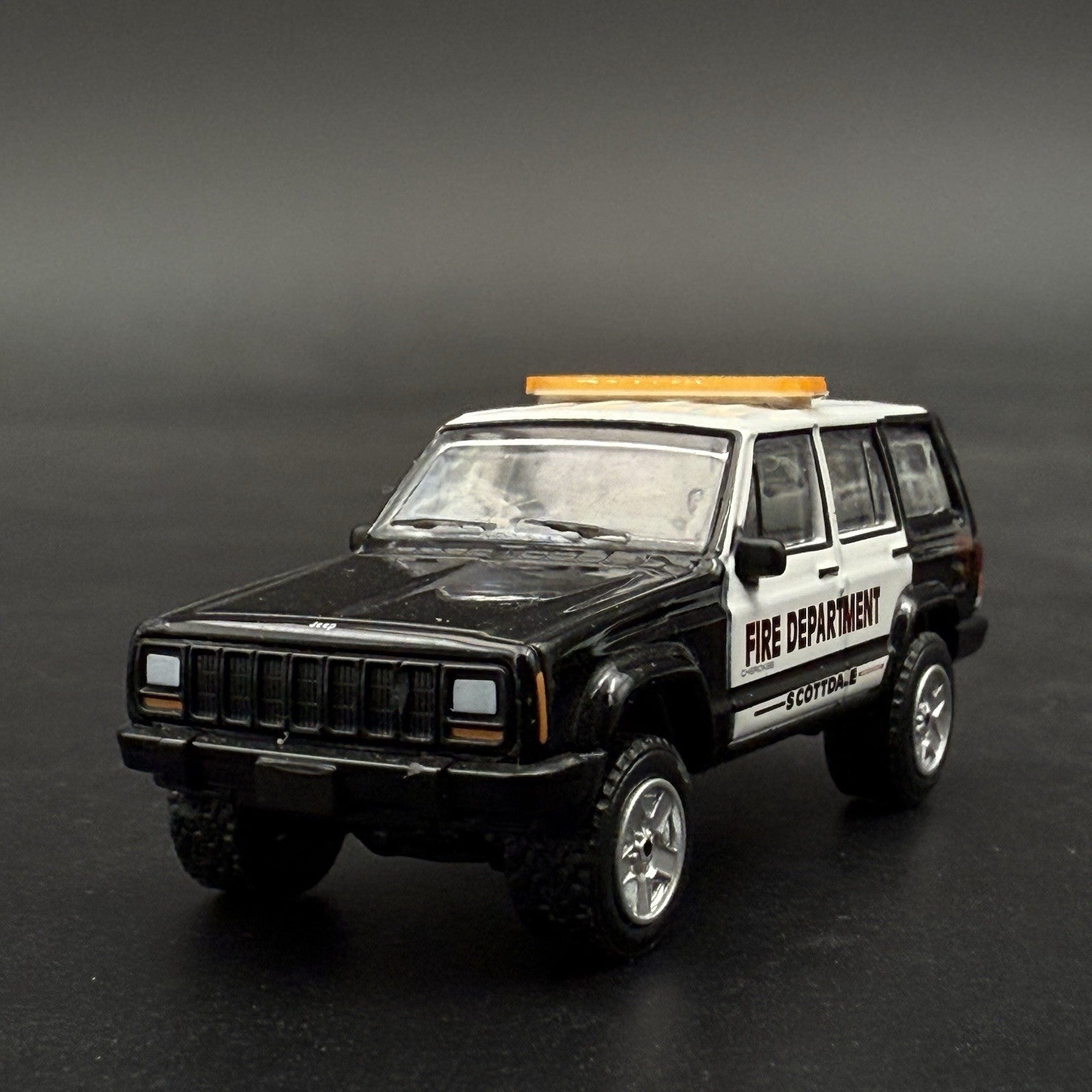 2 Pack 1/64 Amber LED Code 3 X2100 Lightbar For Greenlight Car Security Work Tow6