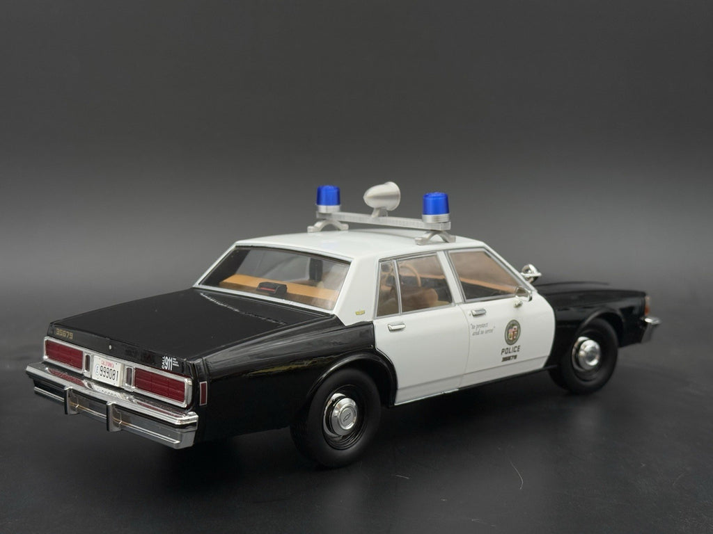 1/24 Scale Model Blue Twin Beacon Ray Speaker Police Lightbar Visibar 2461B6