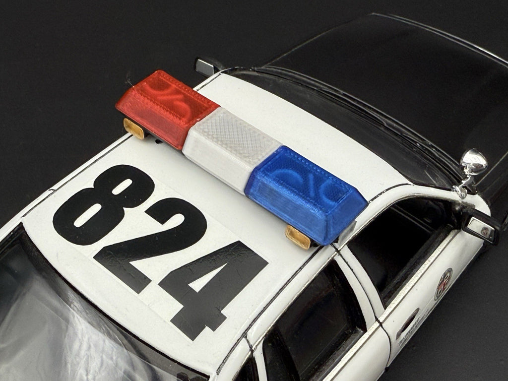 1/18 Scale Blue Red Chrome Streethawk Lightbar Police 1859 BR10