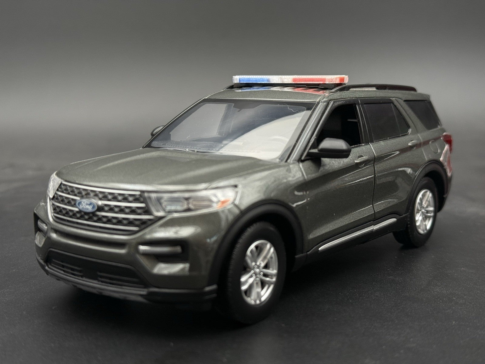 1/24 25 27 LED Ready Whelen Liberty II Blue Red Police Lightbar 2449BR27