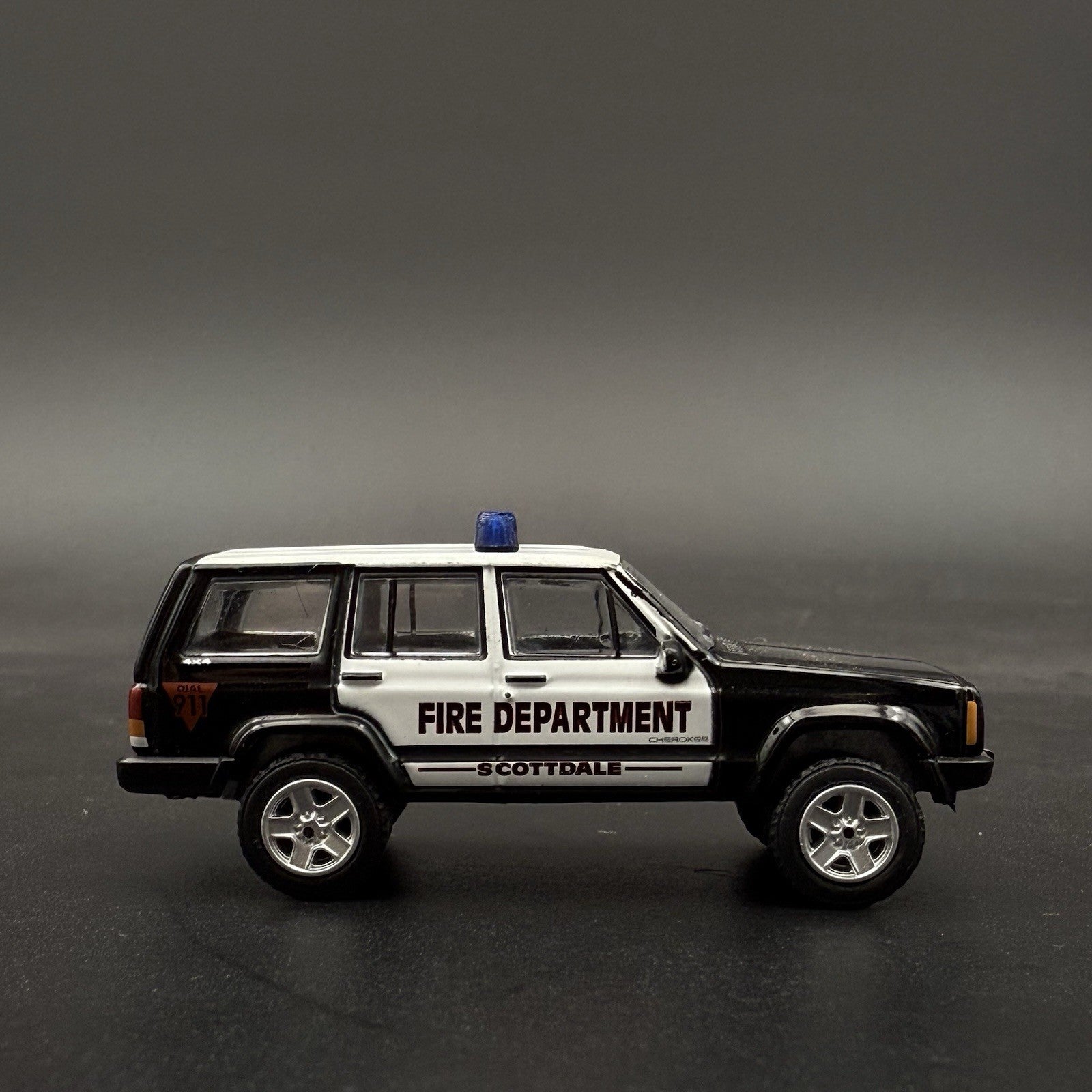 2 Pack 1/64 Blue Lightbar Police Sheriff State Highway Patrol Hansch DBS200014