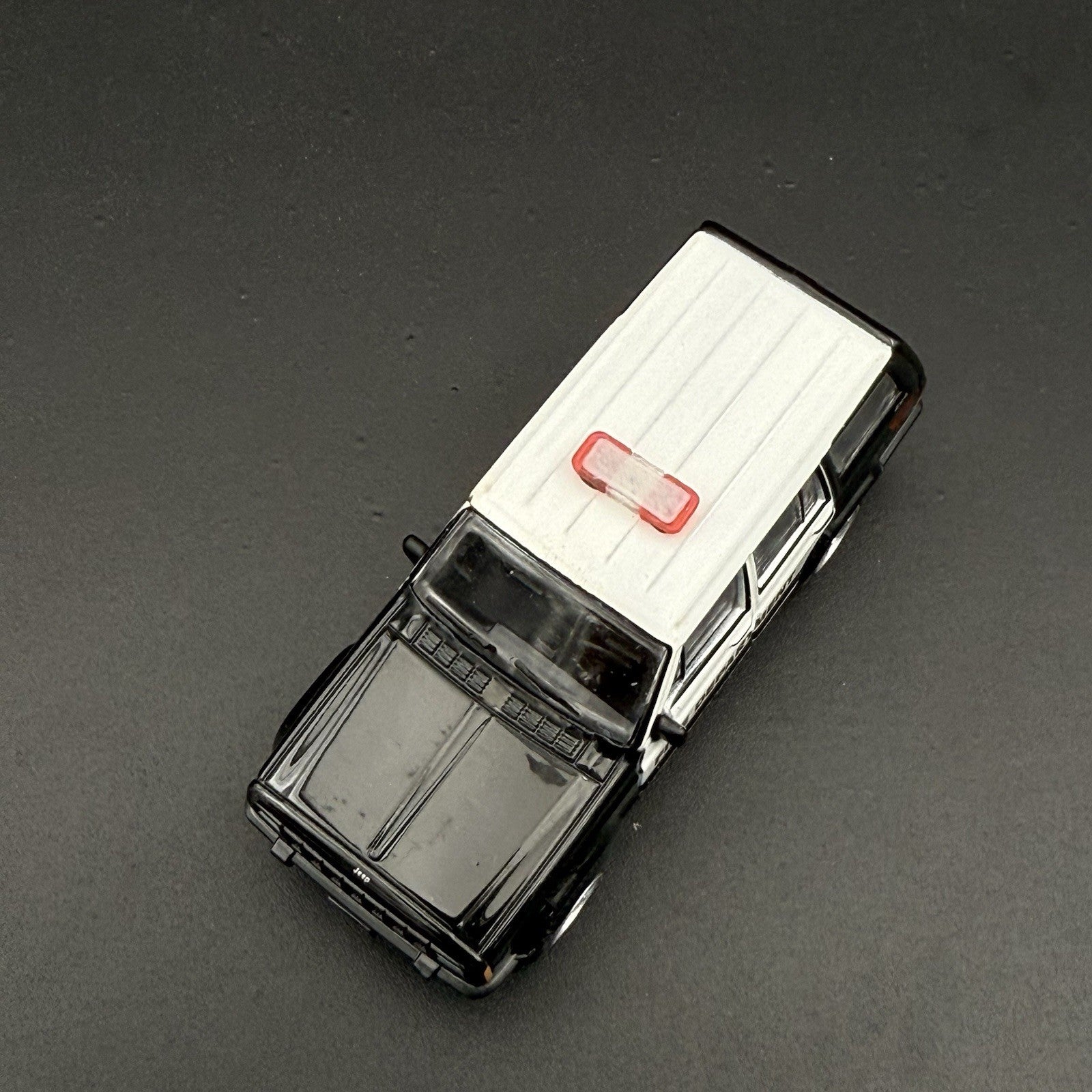 2 Pack 1/50 Mini Whelen Edge Red Clear Lightbar Gray Top Police Fire EMS 5012RCR10